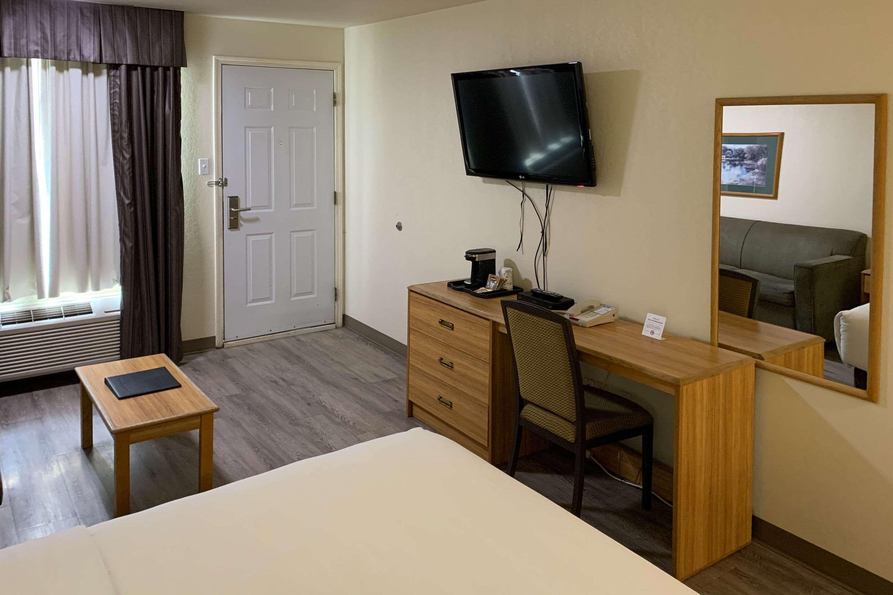 Rodeway Inn Benton Dış mekan fotoğraf